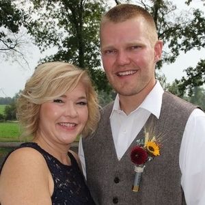 Meet your Posher, Trisca